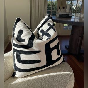 Black and white decorative pillows set of two